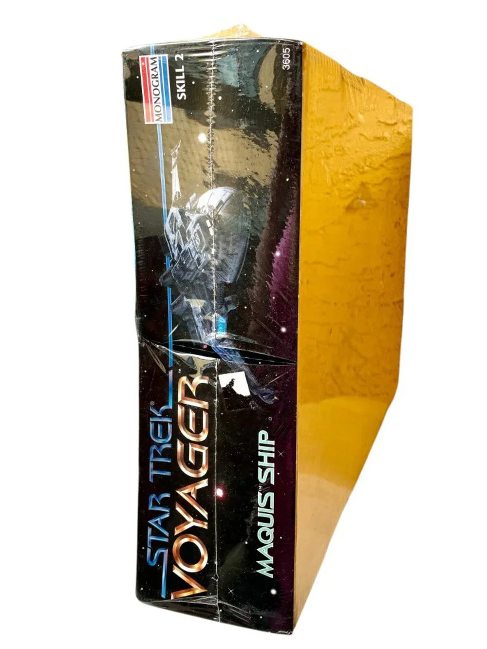 Star Trek Voyager Maquis Ship Vintage 1995 Monogram 3605 New sealed box dented